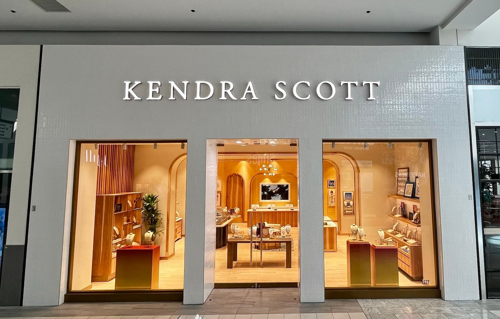 BOCA RATON TOWN CENTER